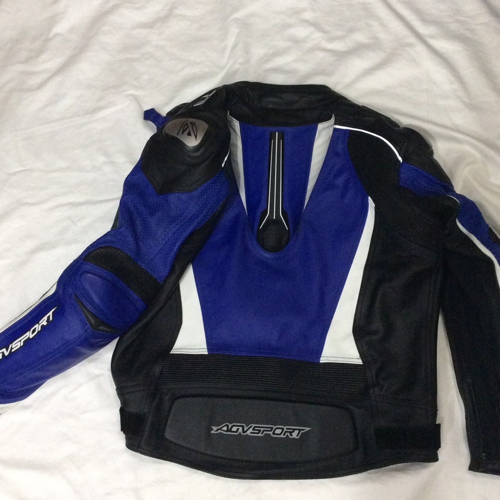 AGV Sport Laguna Leather Motorcycle ๐ Jacket ๐ - Picture 6 of 8